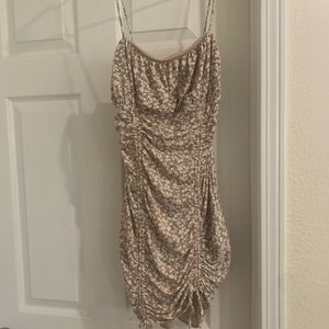 Form fitting tan and white dress. Windsor. Size S